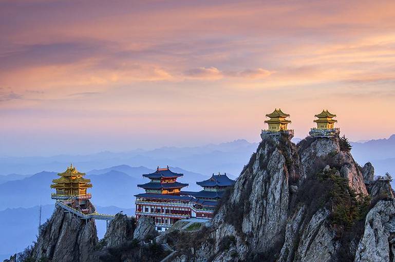 河南省經(jīng)典十日品質(zhì)游 （鄭州、安陽、云臺(tái)山、太行山、開封、龍門石窟）